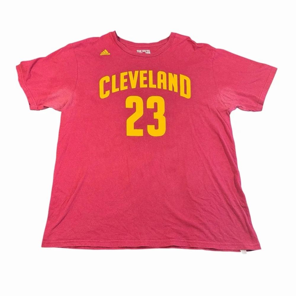 Adidas Cleveland Cavaliers LeBron James #23 Men's XL Red NBA‎ T-Shirt